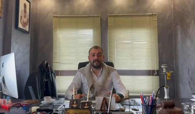 Amatör kulübe destek gecesinde ödül "boşanma avukatlığı" oldu