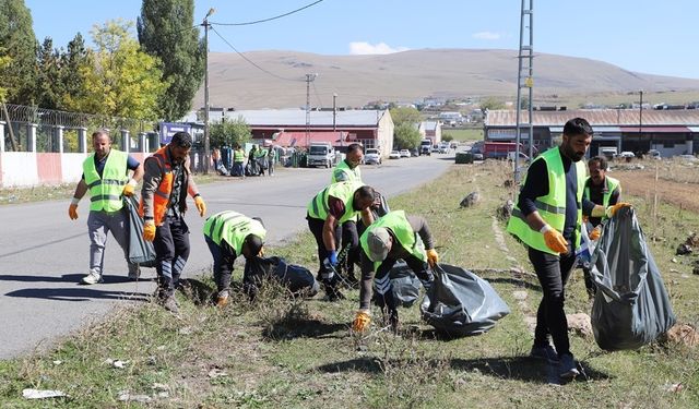 Ardahan Belediyesi’nden sanayi sitesinde temizlik seferberliği