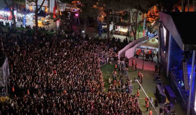Aydınfest coşkuyla başladı, Tekstil Park doldu taştı