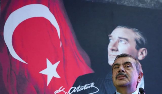 Bakan Tekin: "Merkezi sınırlamayla okul kayıtlarının kapatıldığı bir sistemi hayata geçireceğiz"