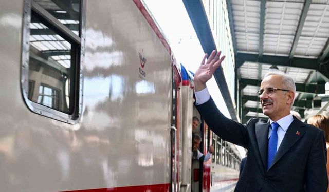 Bakan Uraloğlu: "2025-2026 kış sezonu seferleri 22 Aralık’ta başlayacak, 1 Mart 2026 tarihine kadar devam edecek"