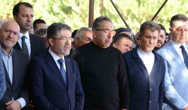 Bakan Yardımcısı Gümen’in annesi toprağa verildi