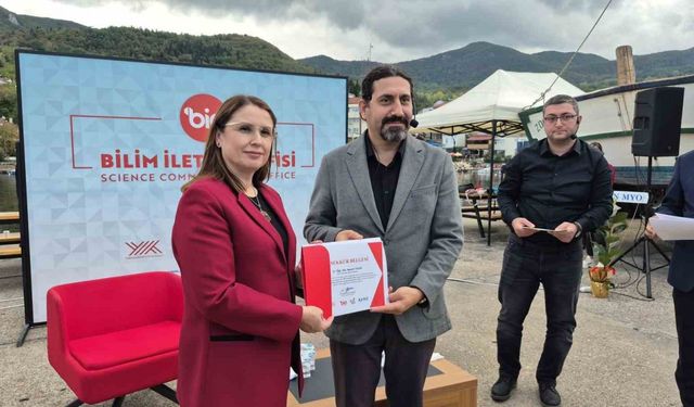 BARÜ’nün bilim kafe etkinliğinde ahşap gemiciliğin tarihçesi anlatıldı