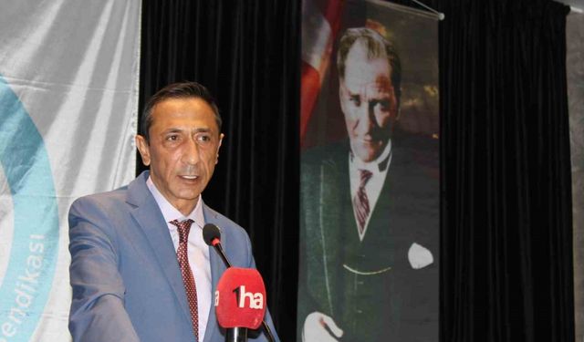 Başkan Özat: "Bizim tek gündemimiz eğitim çalışanlarının haklarını savunmak"