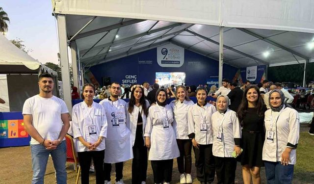 BEÜ öğrencileri Adana Lezzet Festivalinden üç dereceyle döndü
