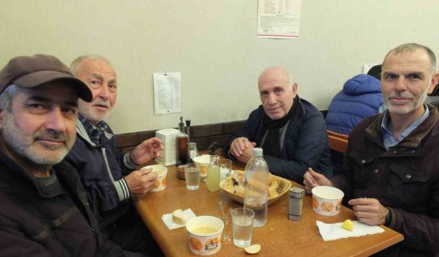 Burhaniye de sabah namazı buluşmaları başladı