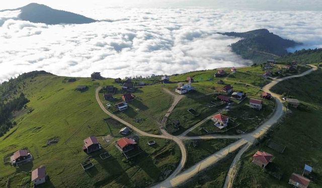 Büyük Harman Yaylası’ndan sis denizi manzaraları