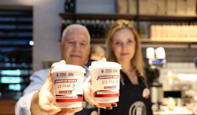 Cumhuriyet’in sıcaklığı Bursa’da paylaşıldı