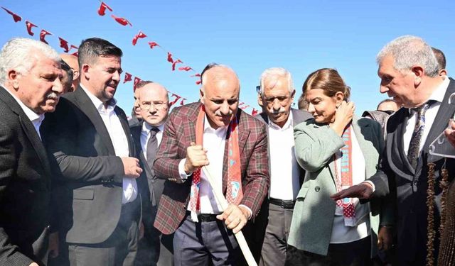 Diyarbakır’da "Kral Yolu Yürüyüşü, Bağ Bozumu ve Nar Festivali’’