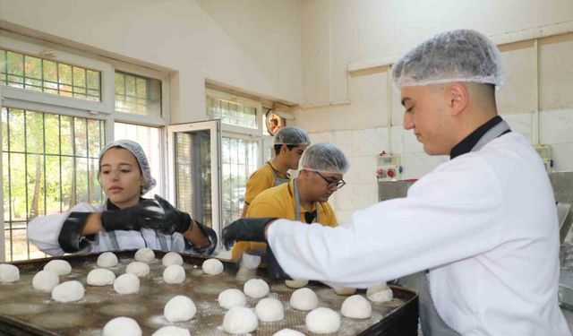 Diyarbakır’daki meslek liseleri fabrika gibi çalışıyor: Geçen yılki ciro 230 milyon lira