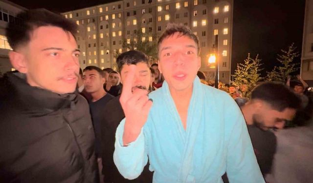 Duş alamayan öğrenciler Edirne Belediyesi’ni protesto etti