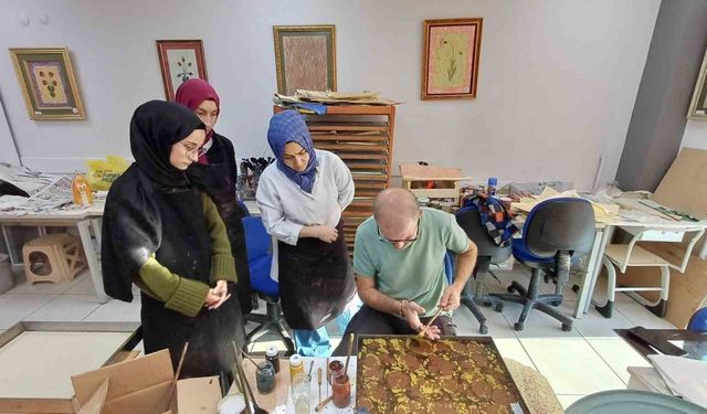 Düzce’de gençlik merkezilerinde eğitimler devam ediyor