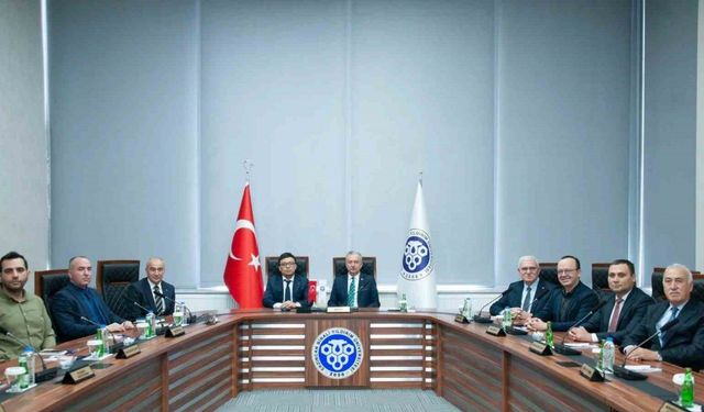 EBYÜ ile Özbekistan Orıental Unıversity arasında iş birliği protokolü imzalandı