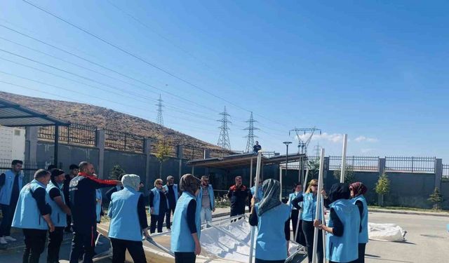 Elazığ’da yangın söndürme ve çadır kurma eğitimi