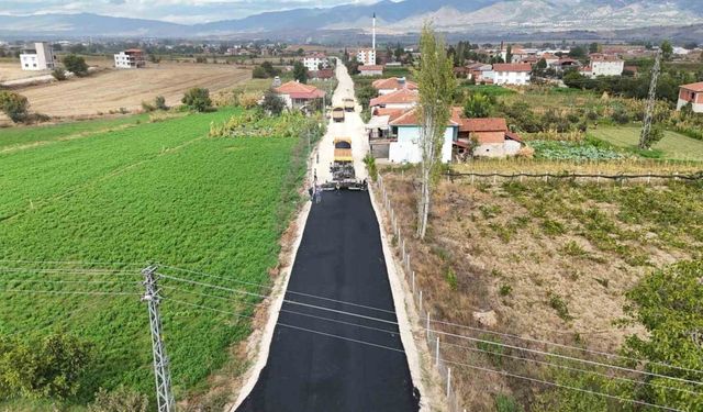 Erbaa’da 2,5 kilometrelik eski Tokat-Erbaa yolu asfaltla buluşuyor