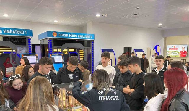 Gençler şehrini keşfediyor: Afetten doğaya bilinçli bir yolculuk