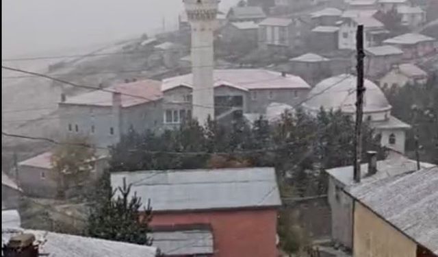 Giresun yaylaları beyaza büründü