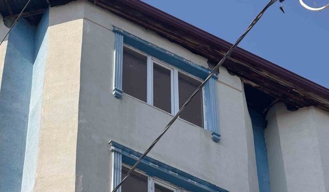 Iğdır’da 5 katlı binaya ateş açıldı, bina sakinleri panik yaşadı