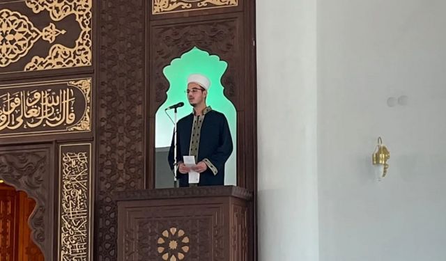 İmam hatip lisesi öğrencileri "Mihrapta Gençler Var" projesiyle mihraba geçti