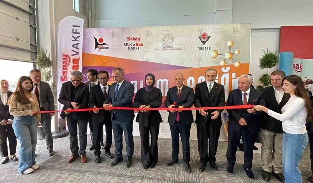 Karaman’da "Keşfetmenin Neşeli Yolculuğu-2" TÜBİTAK 4007 Bilim Şenliği başladı