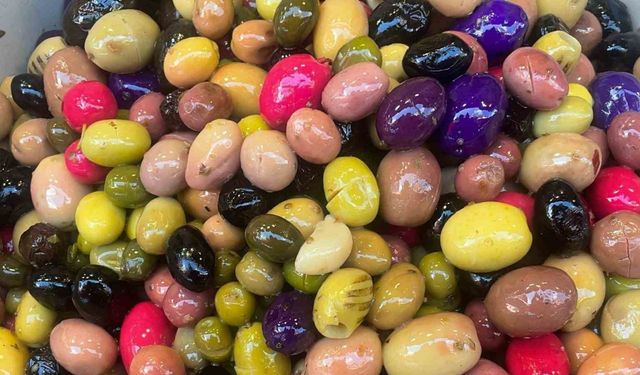 Karı kocanın zeytin kavgasından "Osmanlı karışımı" çıktı