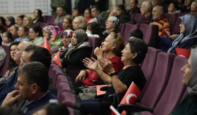 Kartepe’de 102. yıl coşkusu