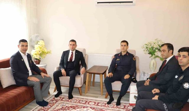 Kaymakam Yıldız’dan ilk ziyaret milli mücadele kahramanı Halil Efe’nin mezarına