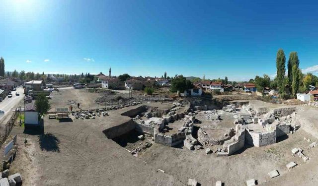 Kısa vadeli kazılar ilçenin tarihine ket vuruyor