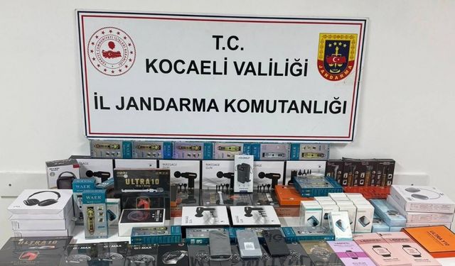 Kocaeli’de 2 milyon 450 bin TL’lik kaçak ürün ele geçirildi