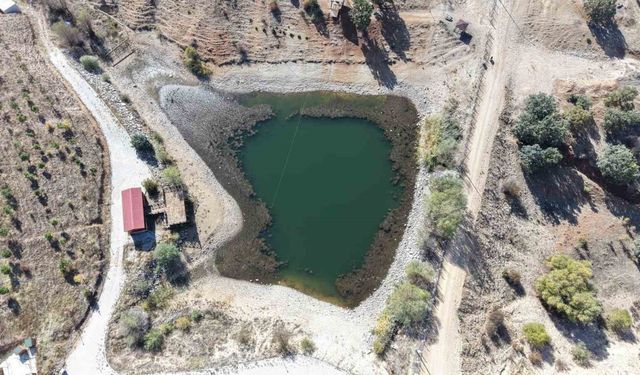 Kuraklık etkili oldu, göletlerde su seviyesi düştü