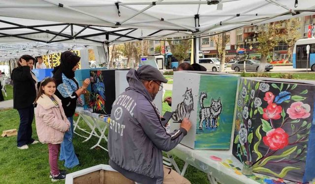 Kütahya Belediyesi’nden renkli etkinlik: Çiçek Saksılığı Resimleme Yarışması