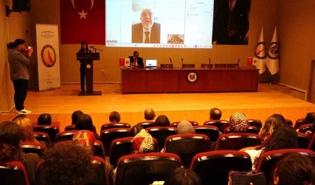 Kütahya’da "Kimlik, Göç ve Sosyal Sorunlar" sosyoloji sempozyumunda ele alındı