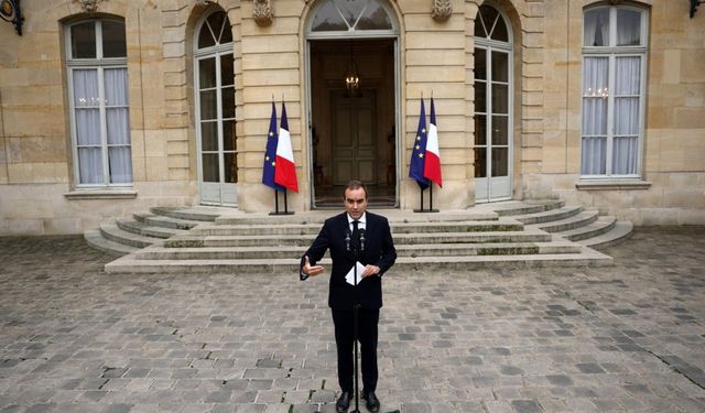 Lecornu: "Başbakan olmak zorlu bir görevdir, koşullar sağlanmadığında başbakanlık yapılamaz"