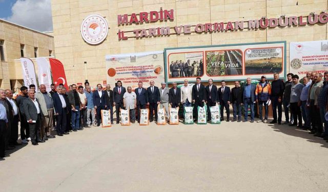Mardin’de çiftçilere 96 ton hibe destekli nohut ve mercimek tohumu dağıtıldı