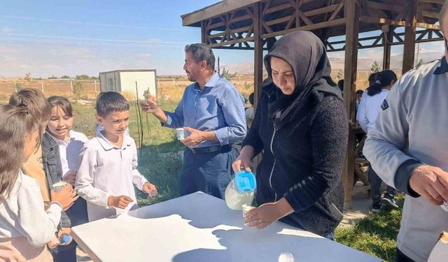 Minik öğrenciler Dünya Yumurta Günü’nde sağlıklı beslenmeyi öğrendi