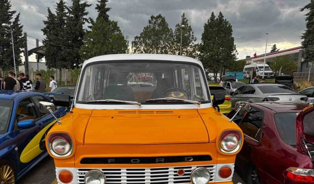 Modifiye tutkunları Lüleburgaz’da bir araya geldi