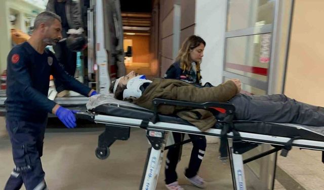 Motosiklet devrildi: 1 yaralı