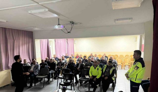 Mudurnu’da taşımalı eğitim şoförlerine güvenlik eğitimi