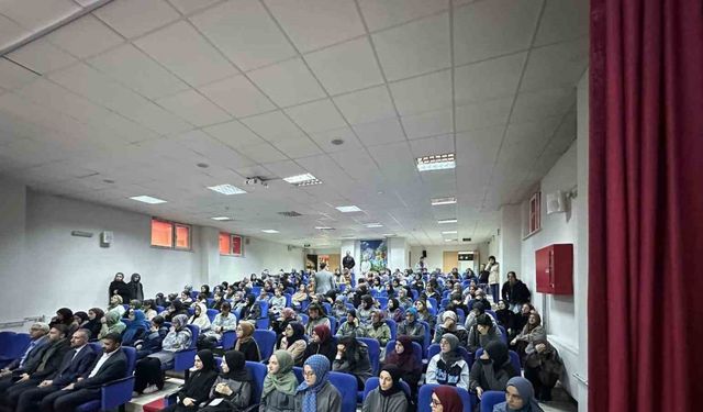 Müftü Şık, öğrencilerle bir araya geldi