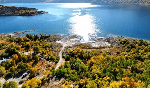 Nemrut’ta kartpostallık sonbahar manzaraları