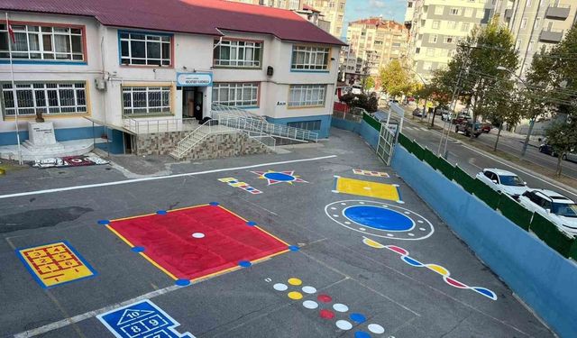 Okul bahçeleri güzelleşiyor