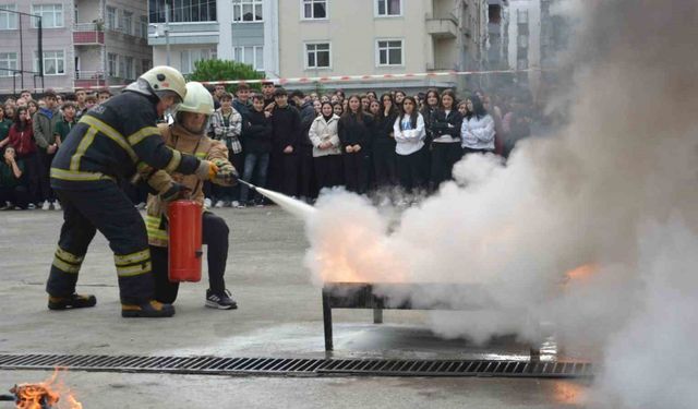 Ordu’da öğrencilere deprem ve yangınla mücadele eğitimi