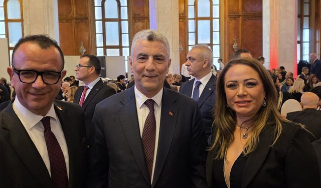 Prof. Dr. Aysun Bay’a "Avrupa’nın En Başarılı Türk Kadını" Ödülü