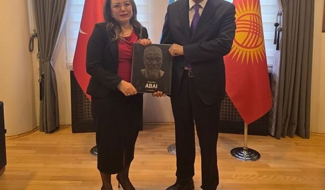 SATKOF Başkanı Bay’dan Sultan Raev’e ziyaret