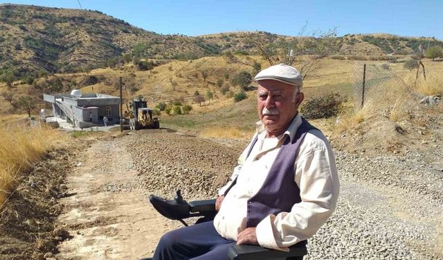 Siirt’te engelli vatandaş için bozuk olan yol düzeltildi