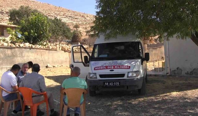 Siirt’te mobil diş kliniği ile hizmet köylülerin ayağına gidiyor