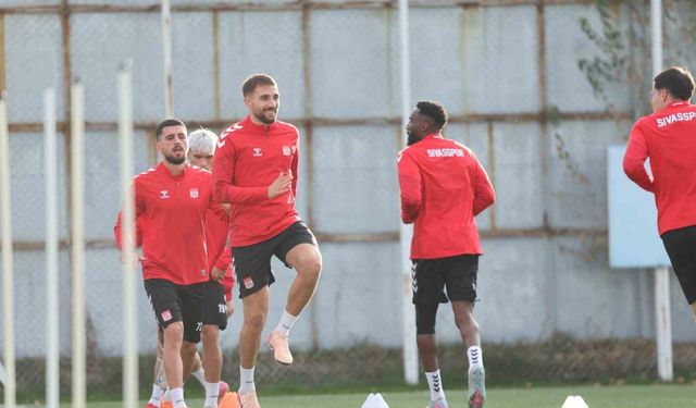 Sivasspor’da Hatayspor mesaisi sürüyor