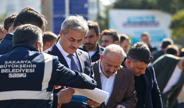 Söğütlü’de altyapı çalışmaları sürüyor