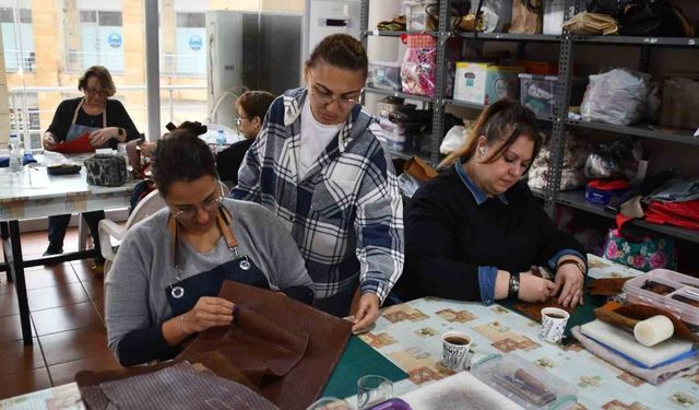 Söke Belediyesi’nin yetişkin kursları yeni döneme başladı