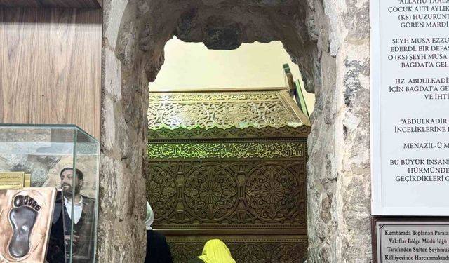Sultan Şeyhmus türbesi ve medresesi binlerce ziyaretçiyi ağırlıyor